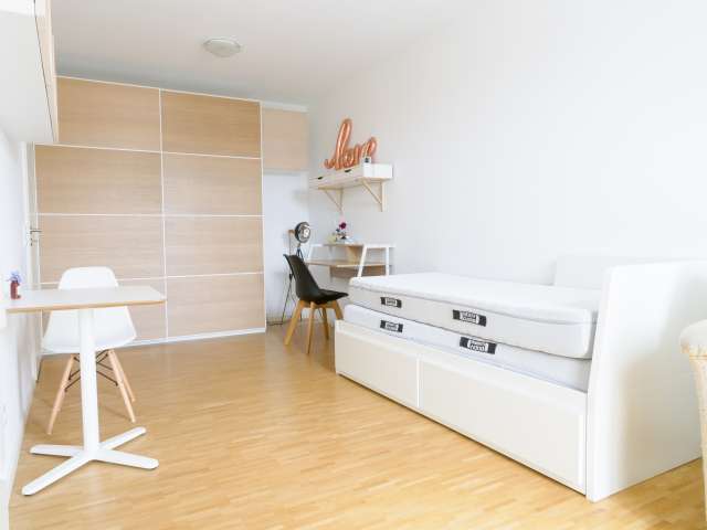 Studio-Wohnung zur Miete in Steglitz-Zehlendorf, Berlin