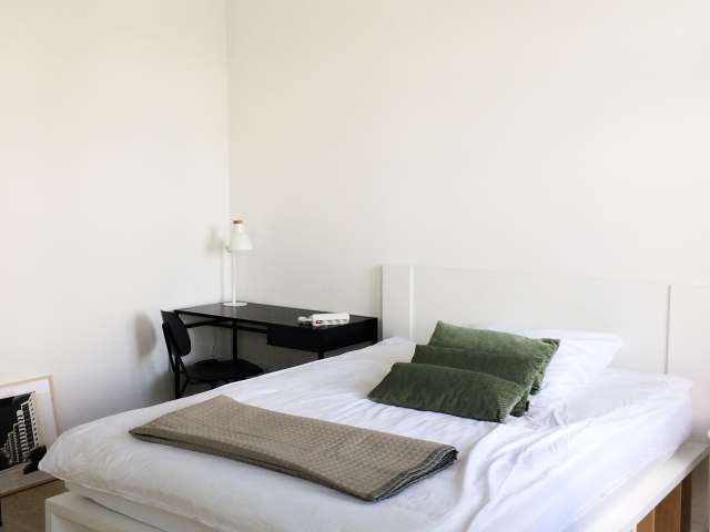 Zimmer zur Miete in 3-Zimmer-Wohnung in Gesundbrunnen