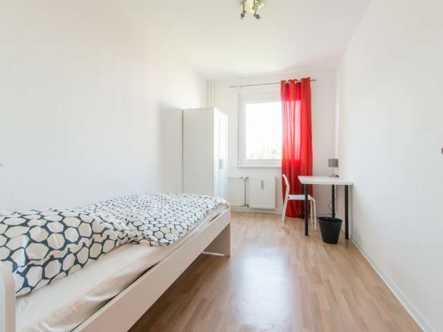 Sonniges Zimmer zur Miete in Lichtenberg, Berlin