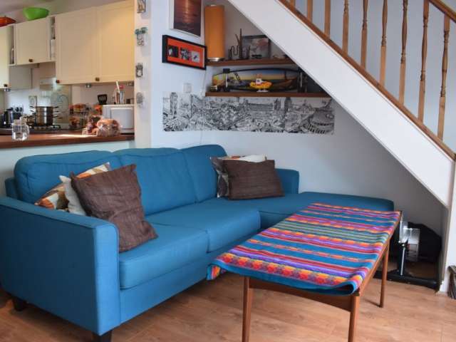 2-bedroom flat to rent in Camden, London