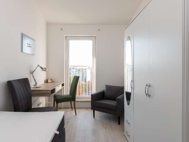 Gemütliches Zimmer zur Miete in einer Wohnung mit 2 Zimmern in Wedding