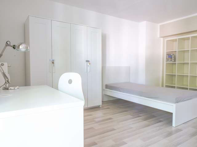 Zimmer in Wohnung mit 2 Zimmern, Steglitz-Zehlendorf, Berlin