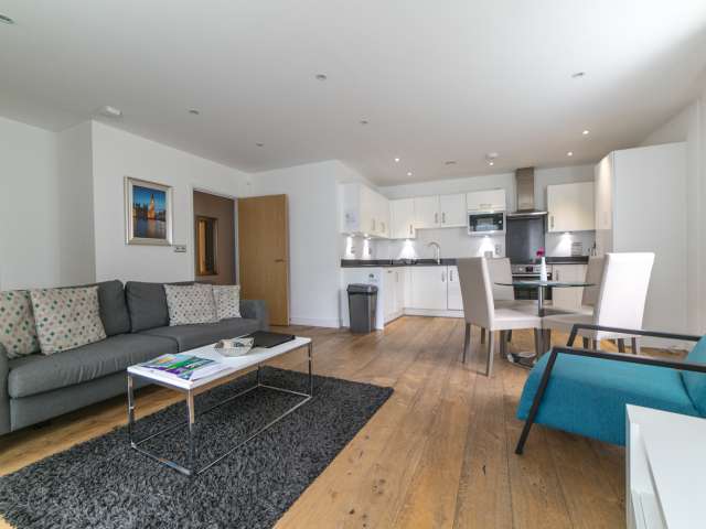 3-bedroom apartment to rent in Greenwich, London