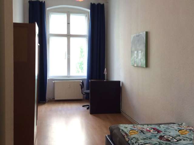 Zimmer zu vermieten in 4-Zimmer-Wohnung im Winsviertel