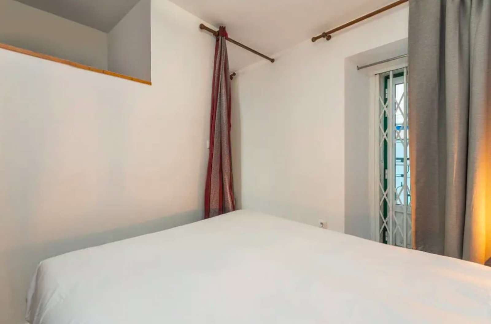 Cute 1-bedroom apartment for rent in Castelo