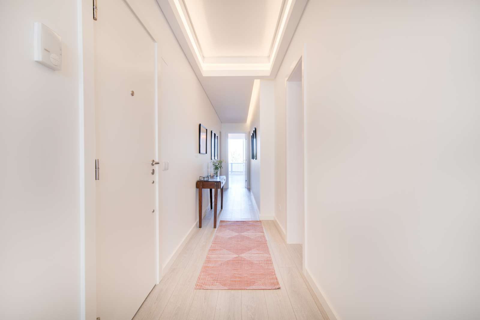 Stylish 3-bedroom apartment for rent near Monte Agudo lookout point in Penha de França