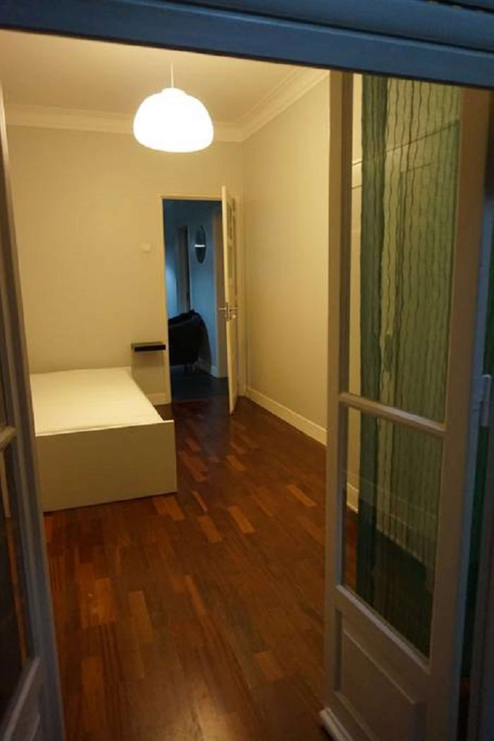 Double bed in Rooms for rent in a spacious 4-bedroom apartment in Alvalade