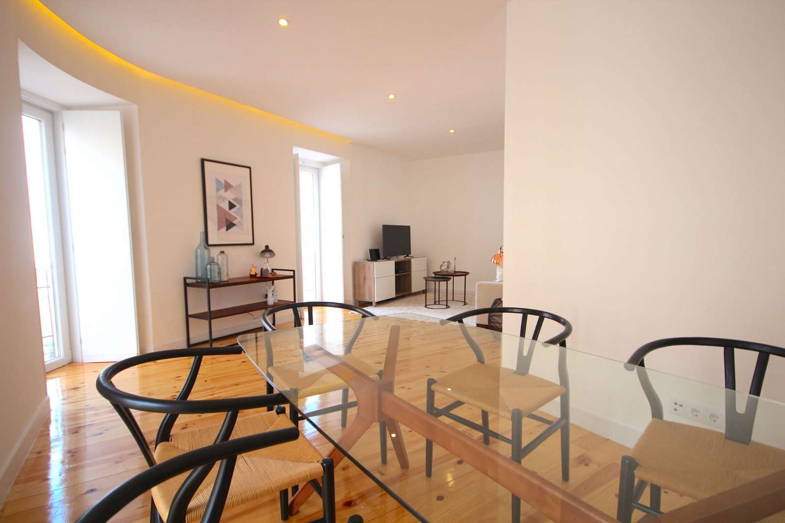 Nice 2-bedroom apartment for rent near Instituto Superior Técnico in Arroios