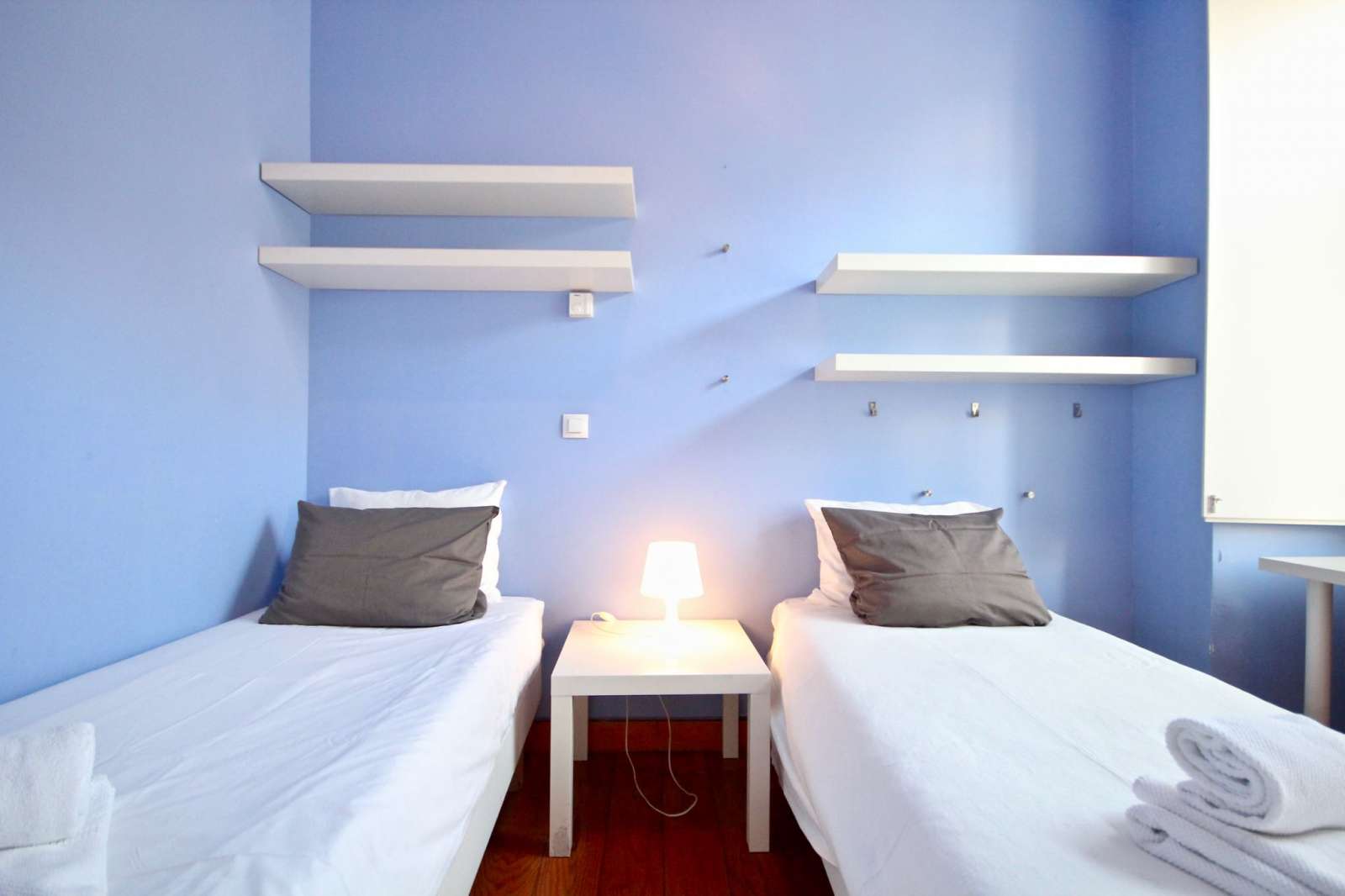 Charming 2-bedroom apartment with AC for rent near Metro in central Baixa-Chiado