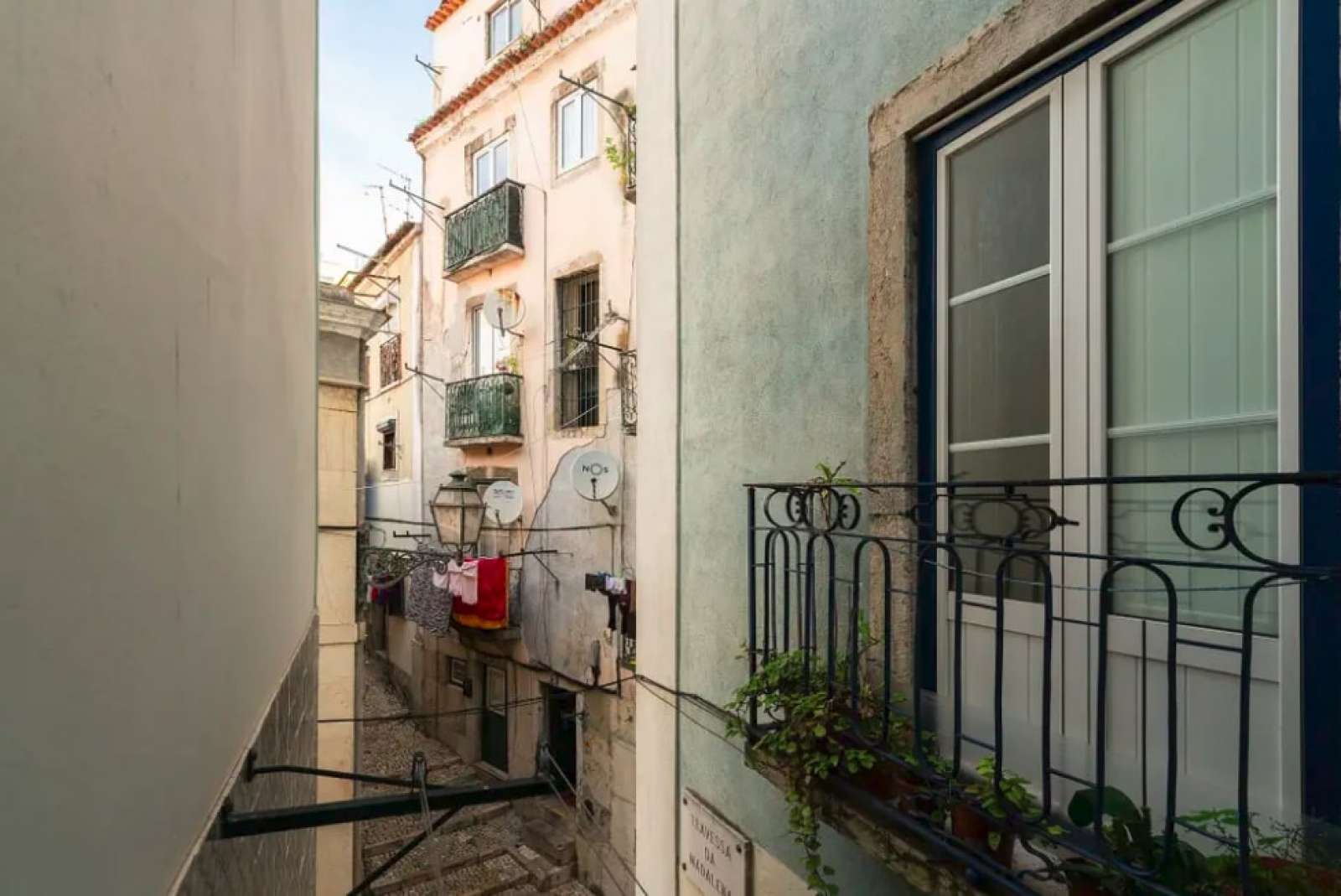 Cute 1-bedroom apartment for rent in Castelo