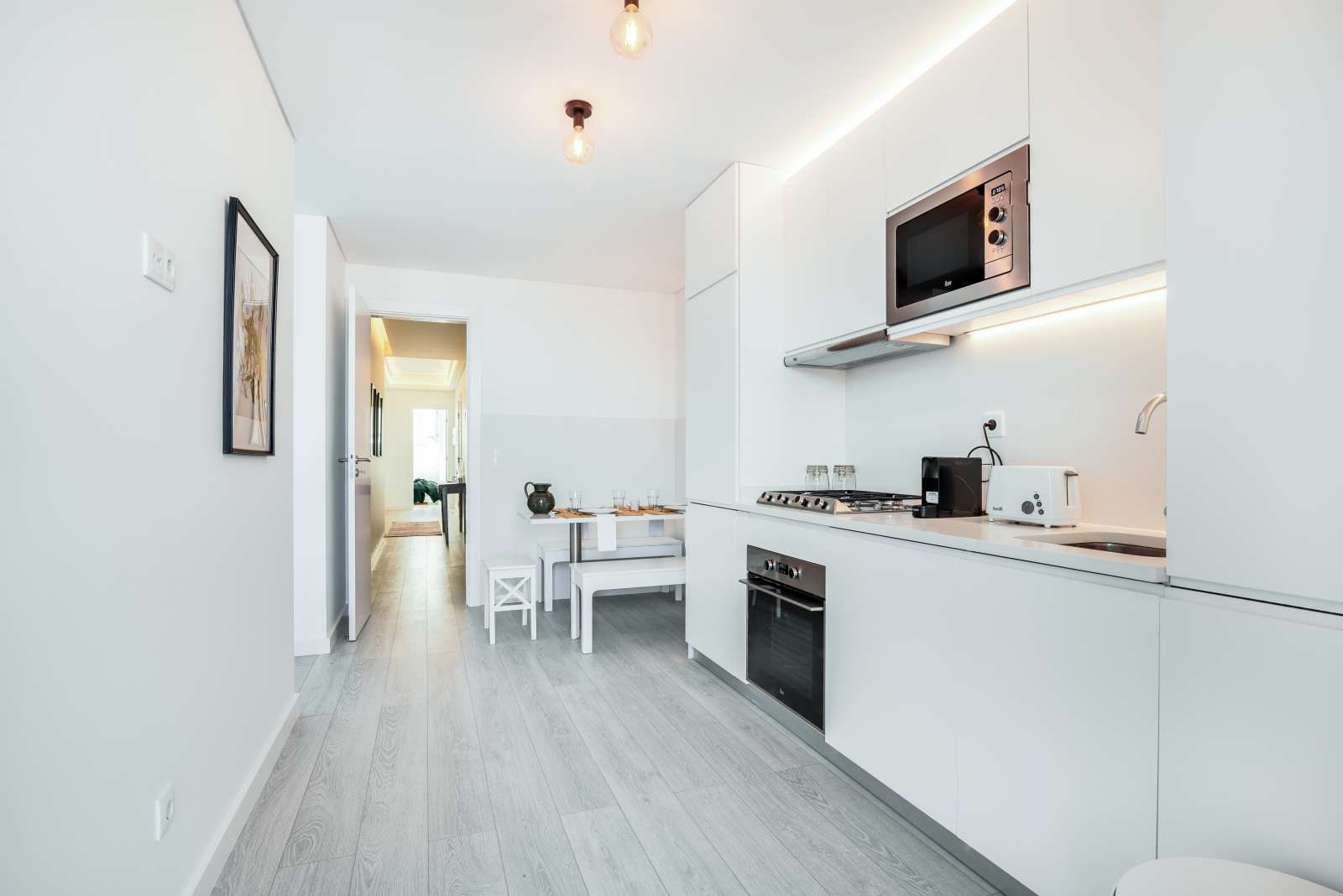 Stylish 3-bedroom apartment for rent near Monte Agudo lookout point in Penha de França