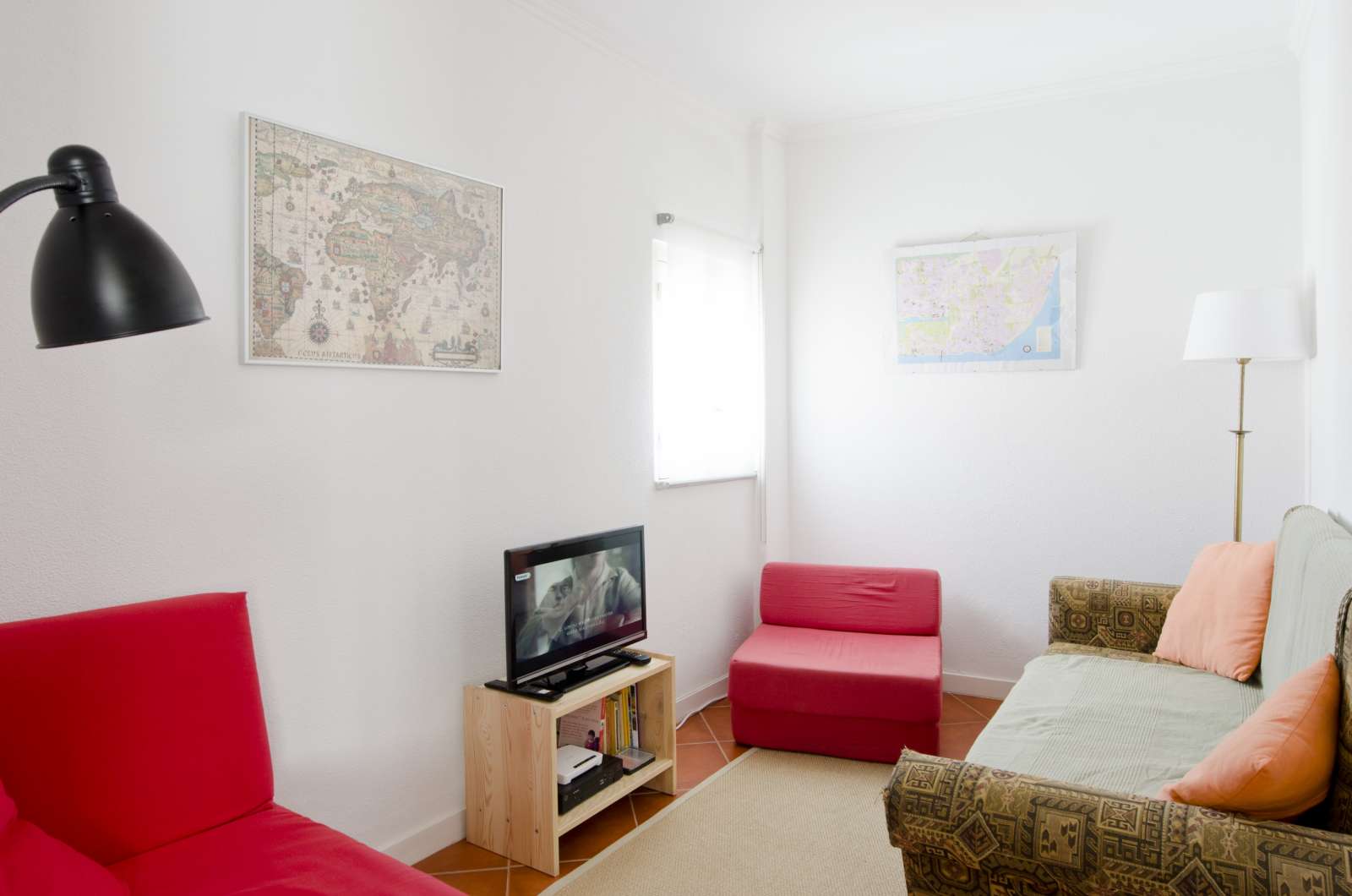 Student accommodation in Lisbon - All inclusive from €825 →