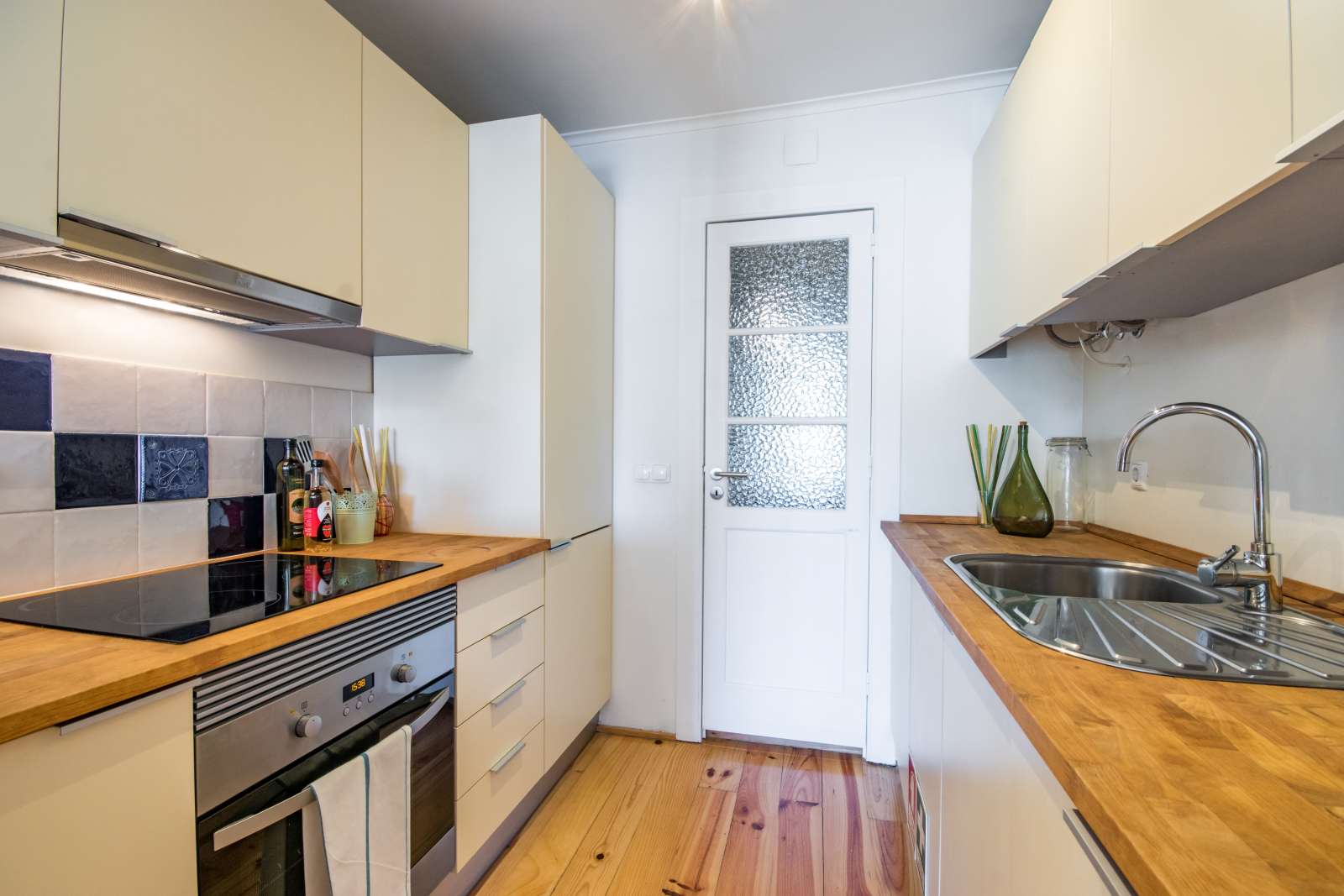 Nice studio apartment for rent close to Castelo de S. Jorge in Arroios