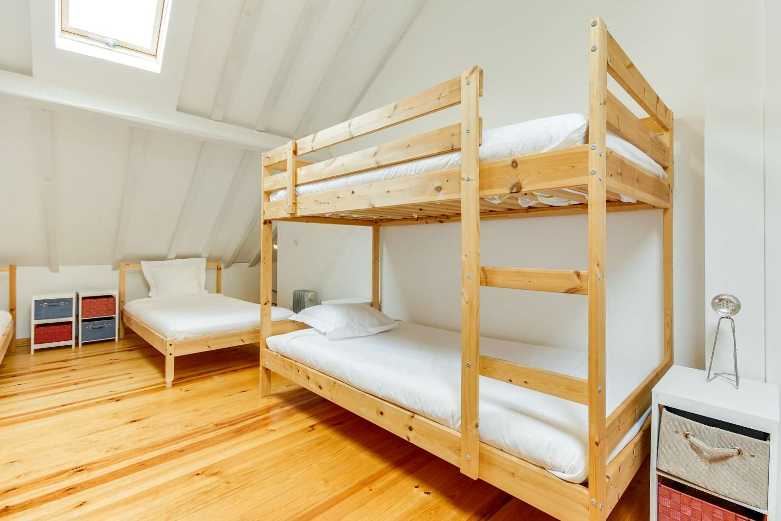 Attractive 2-bedroom apartment for rent close to Museum of Ethnology in Ajuda