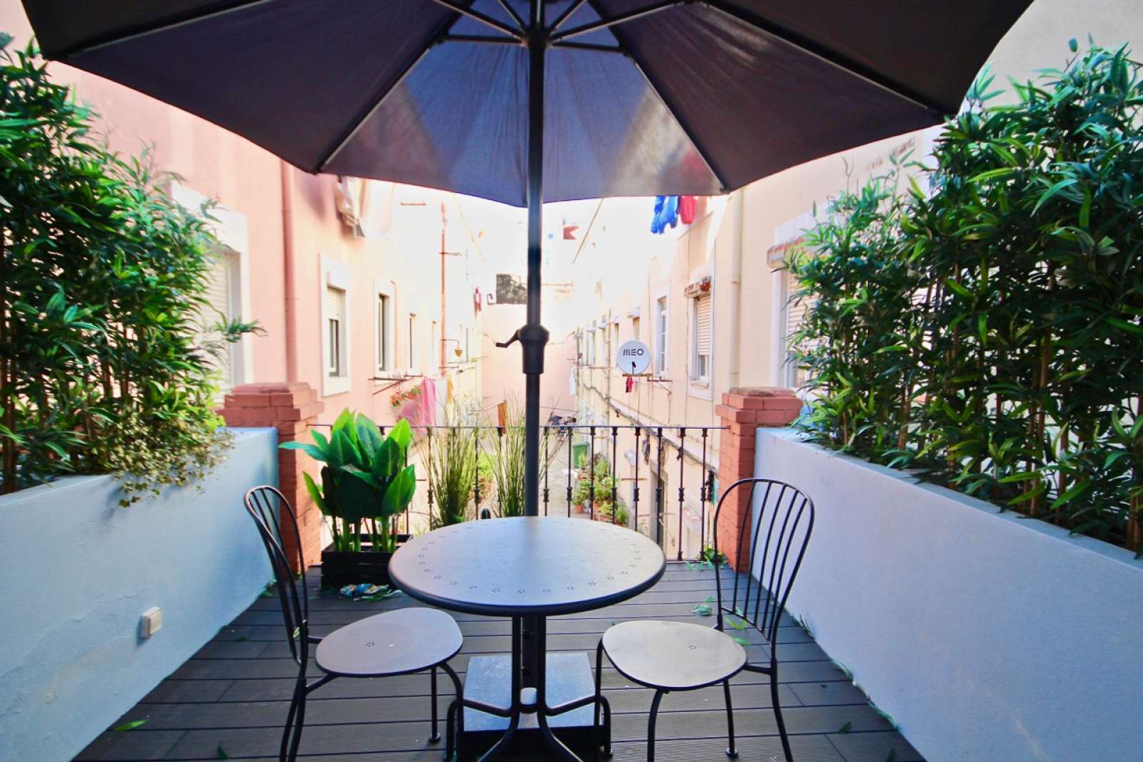 Chic 3-bedroom apartment for rent in Campolide