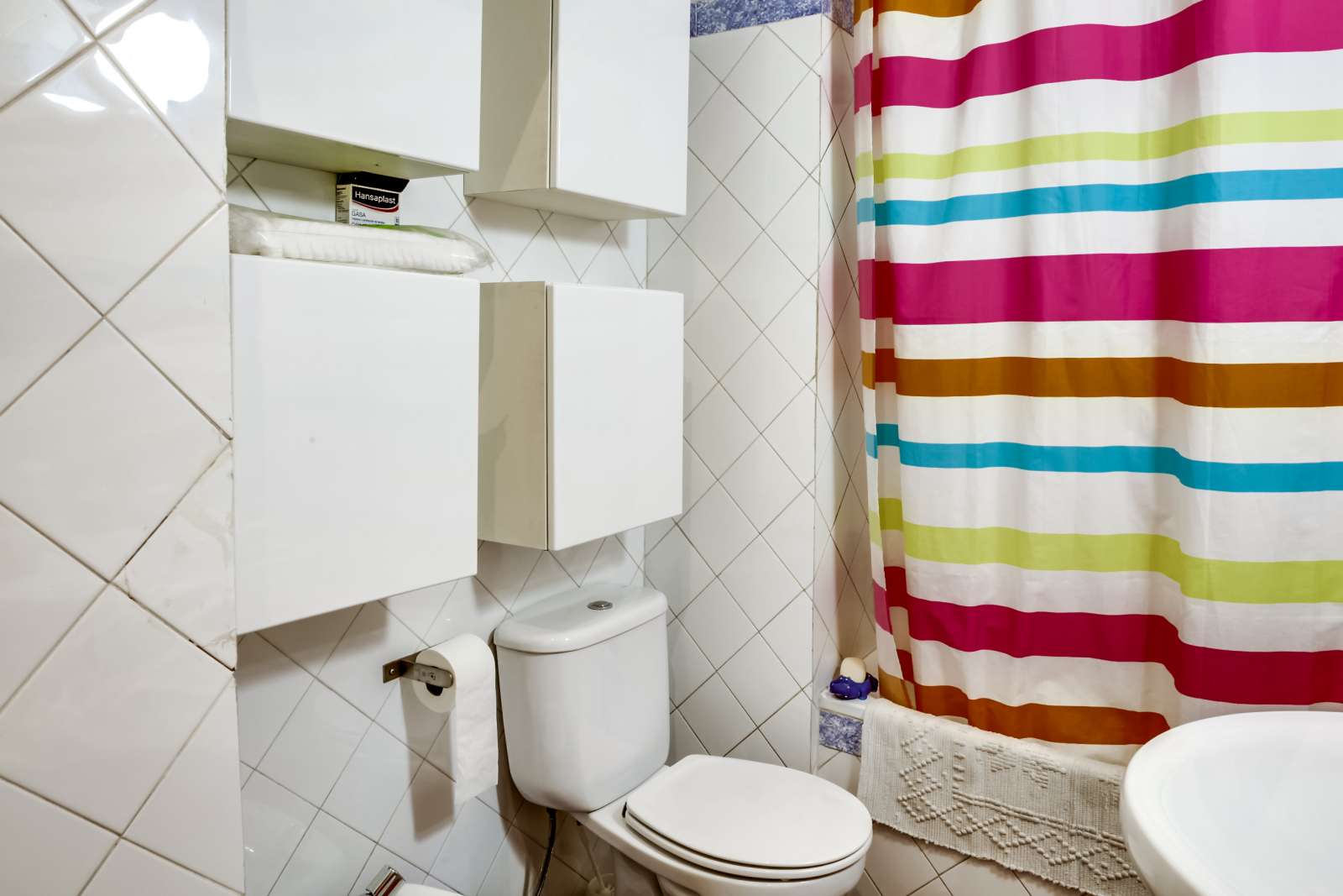 Single Bed in Rooms for rent in 6-bedroom apartment in Estrela