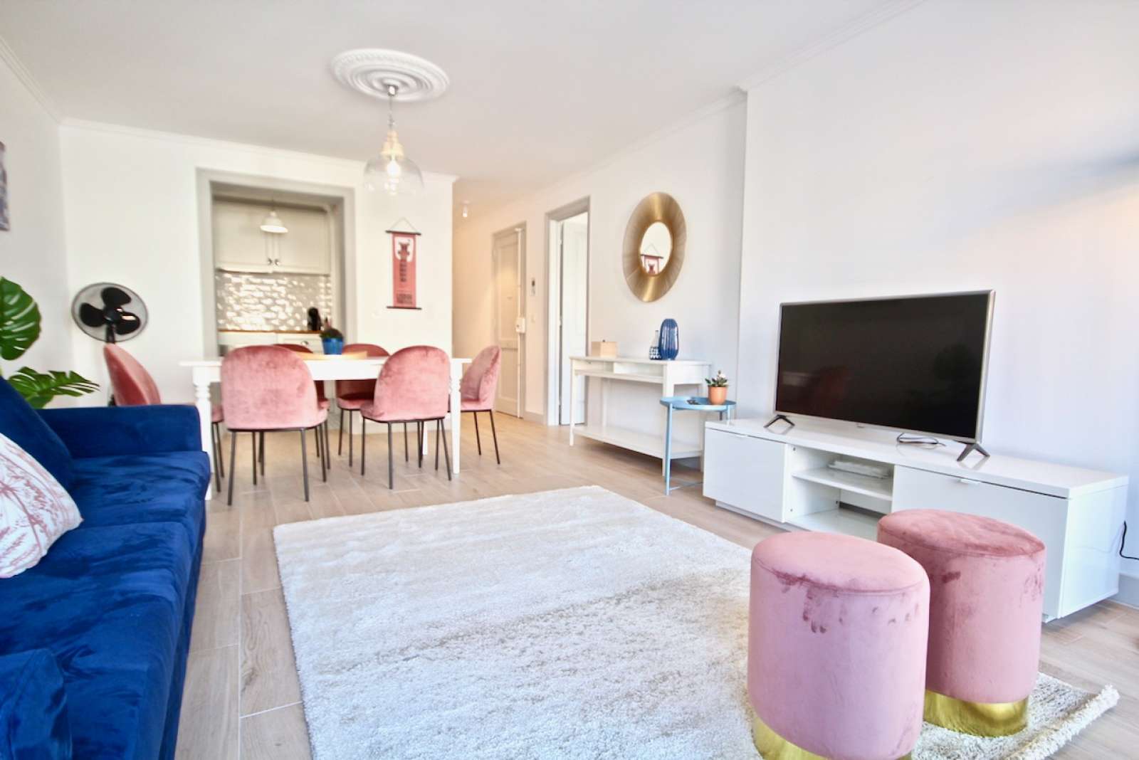 Excellent 2-bedroom apartment for rent near Hangar Art Gallery in Graça