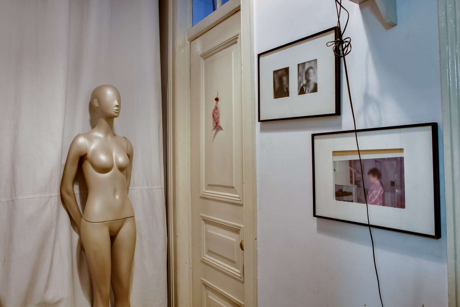 Single Bed in Rooms for rent in 6-bedroom apartment in Estrela