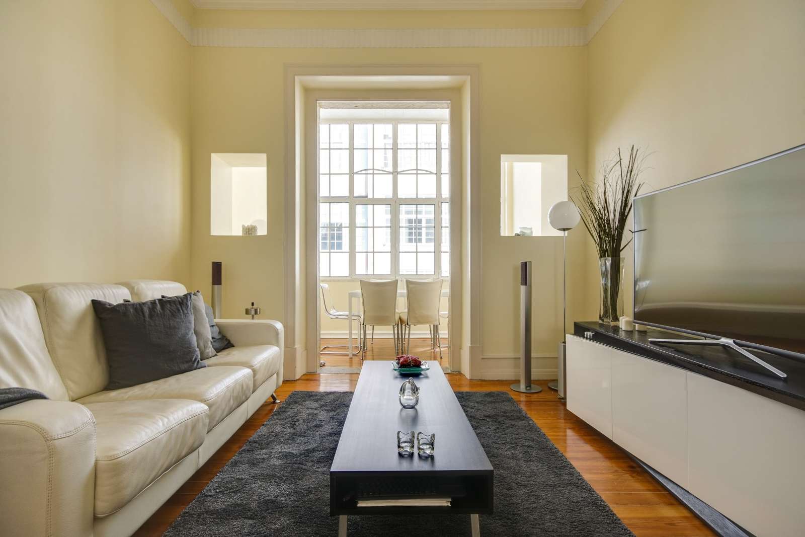 3-bedroom apartment for rent in Arroios