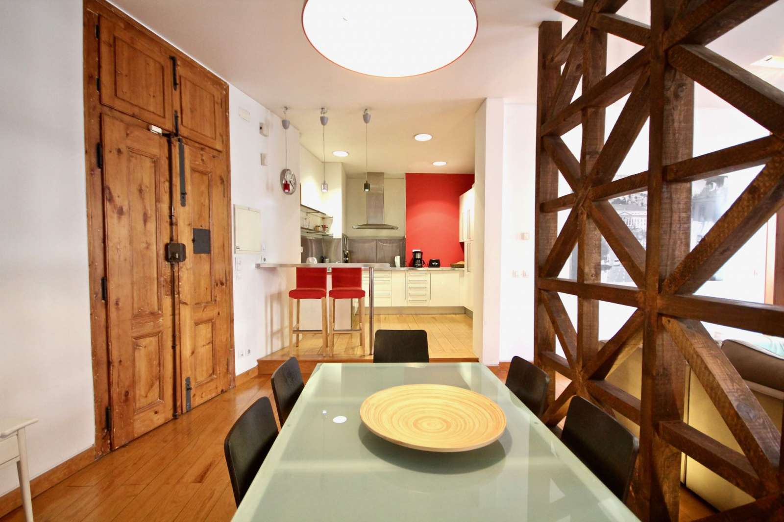 Charming 2-bedroom apartment with AC for rent near Metro in central Baixa-Chiado