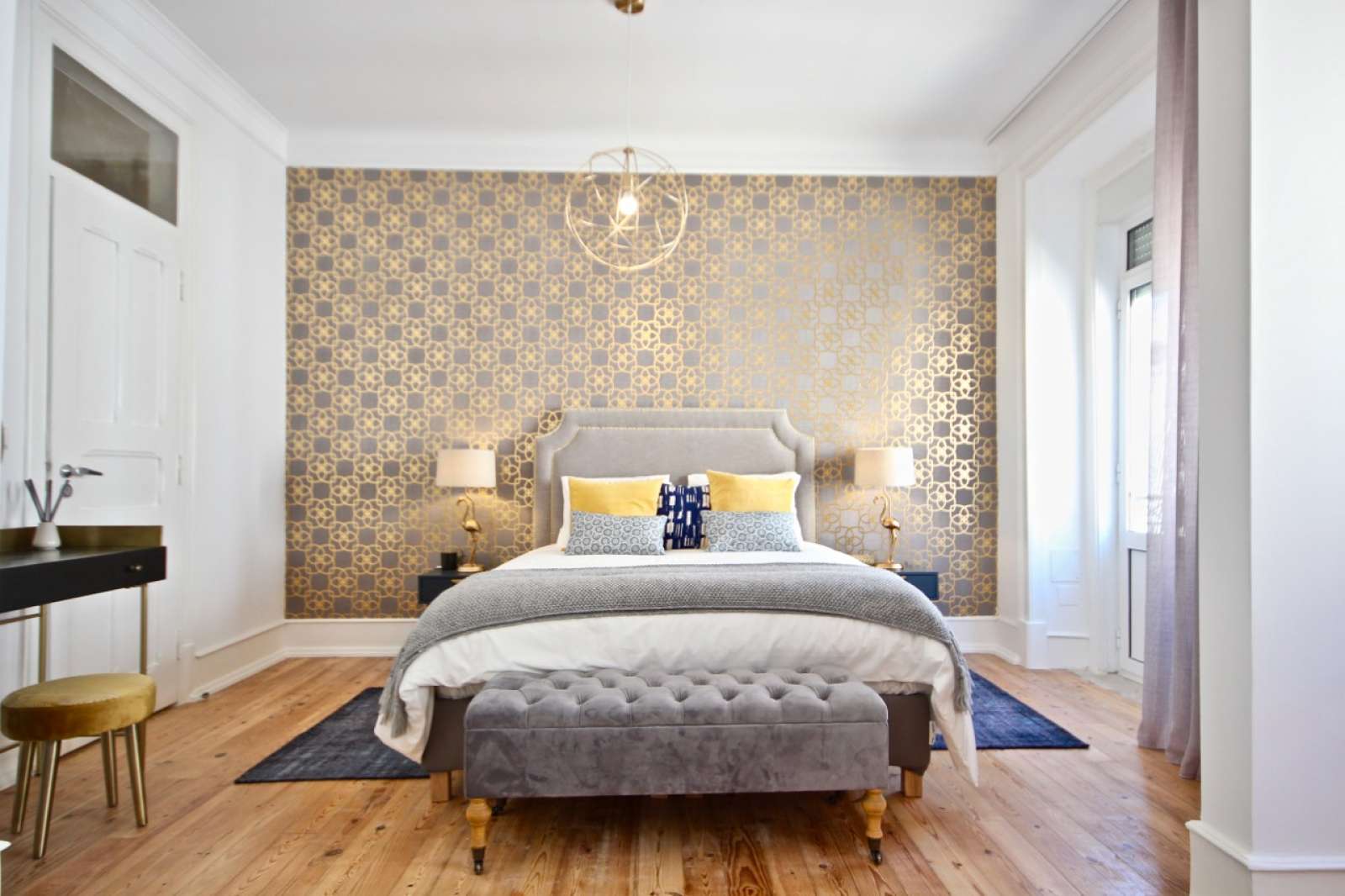 First-class 2-bedroom apartment for rent near Passevite Art Gallery in Arroios