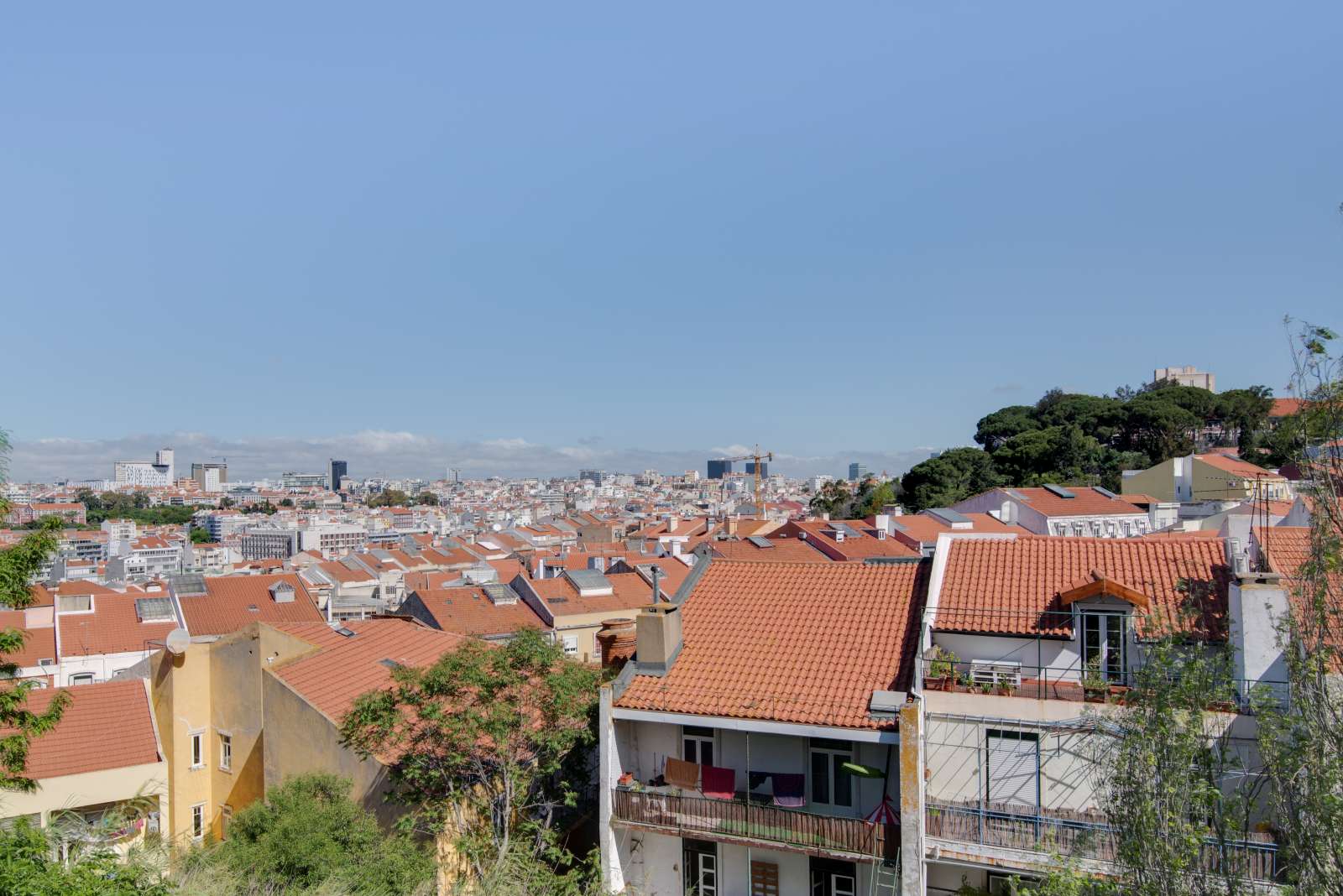 Stylish 3-bedroom apartment for rent near Monte Agudo lookout point in Penha de França