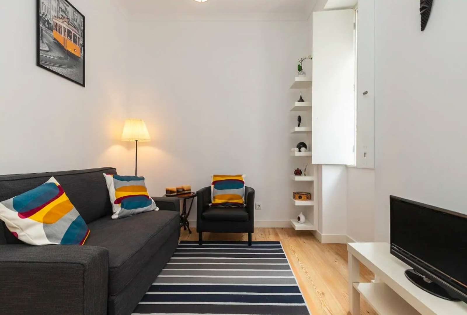 Dazzling 1-bedroom flat for rent in Arroios