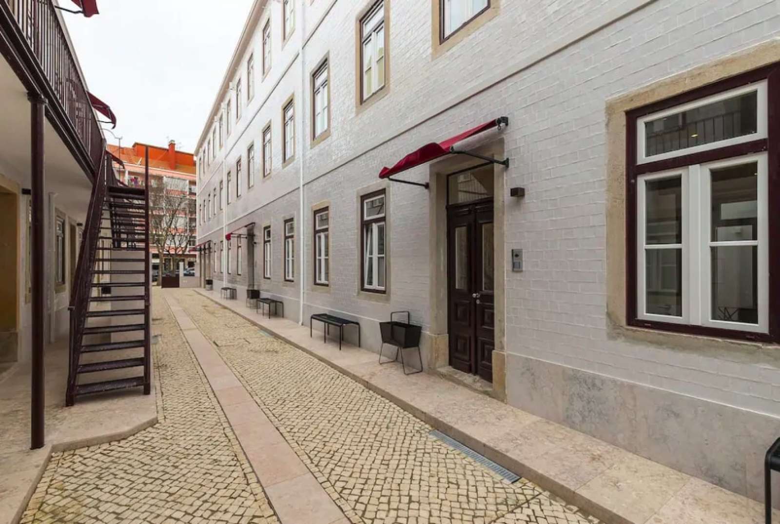 Dazzling 1-bedroom flat for rent in Arroios