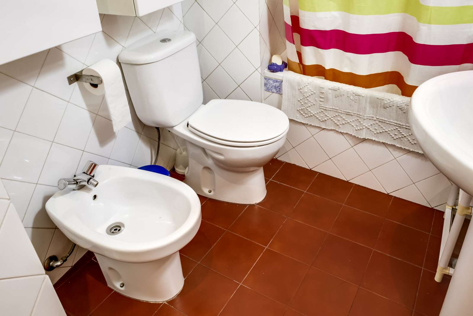 Single Bed in Rooms for rent in 6-bedroom apartment in Estrela