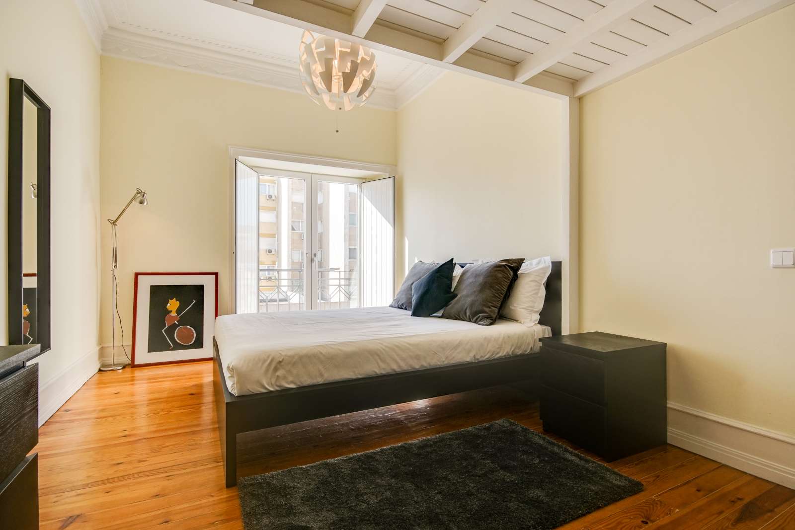 3-bedroom apartment for rent in Arroios