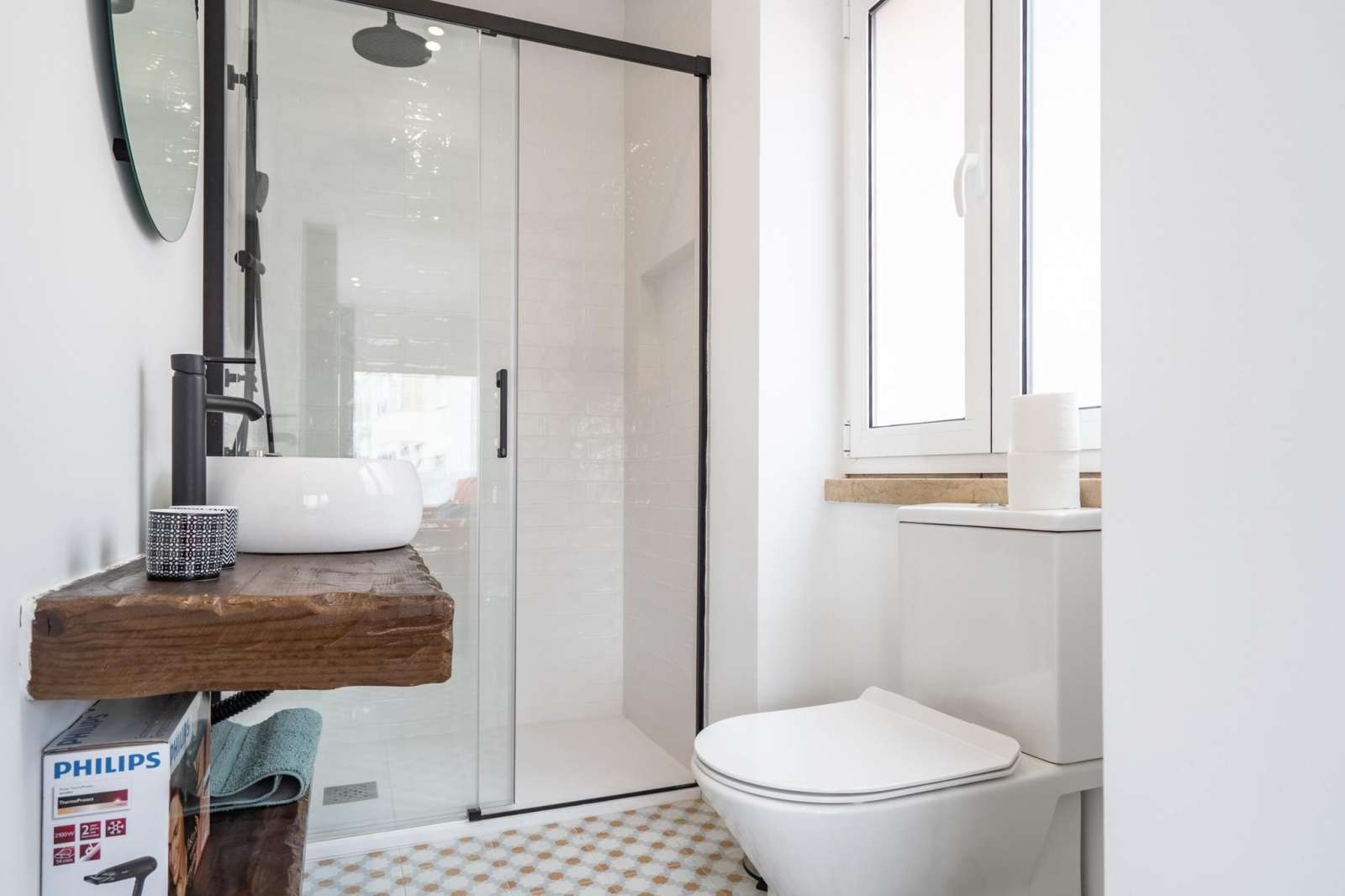 Fantastic 2-bedroom apartment for rent near Portuguese Cinematheque in Campo de Ourique