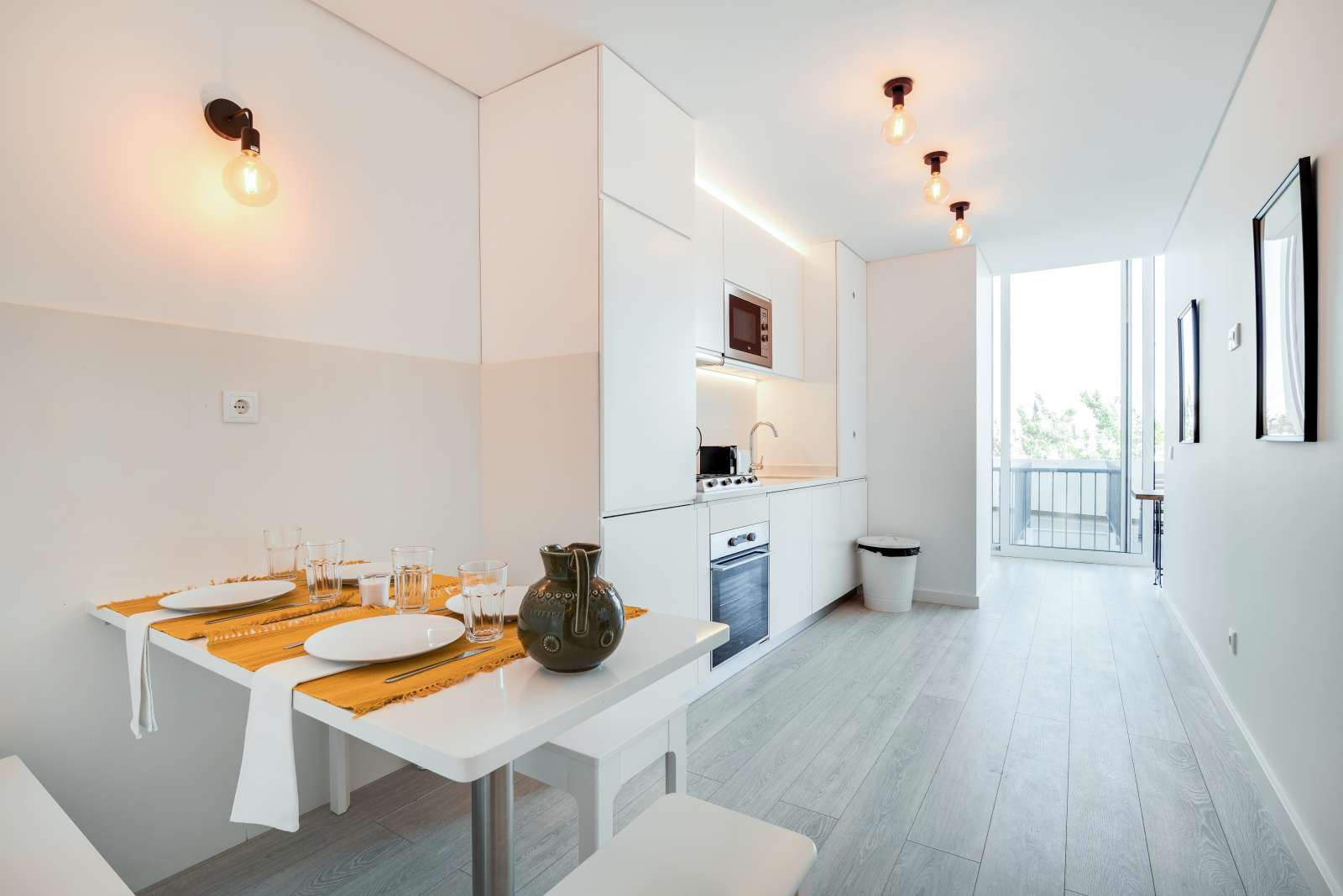 Stylish 3-bedroom apartment for rent near Monte Agudo lookout point in Penha de França