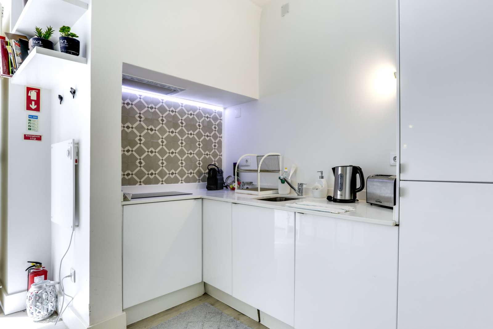 Studio apartment for rent in Cais do Sodré