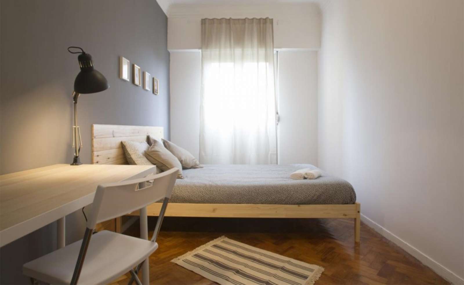 Alugo 1 quarto preferência Rapaz/estudante nacionalidade portuguesa.Casa sossegada, transportes à porta na ESTRELA, Centro de Li