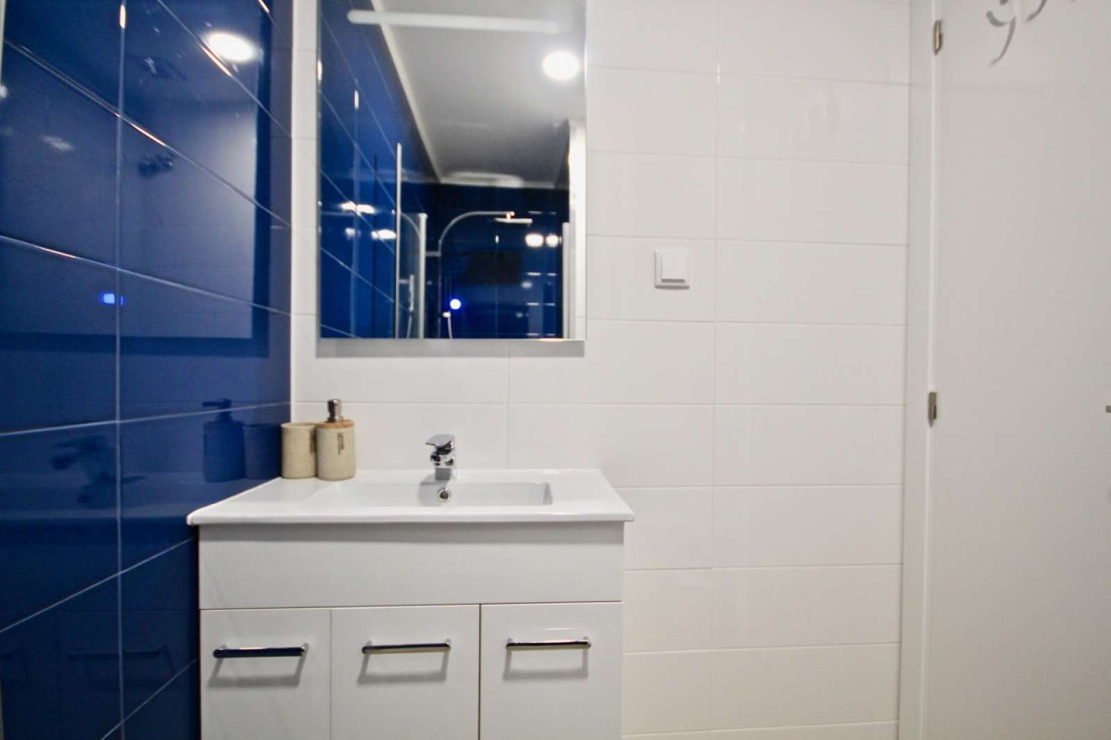 Stylish 1-bedroom apartment for rent in Alcântara