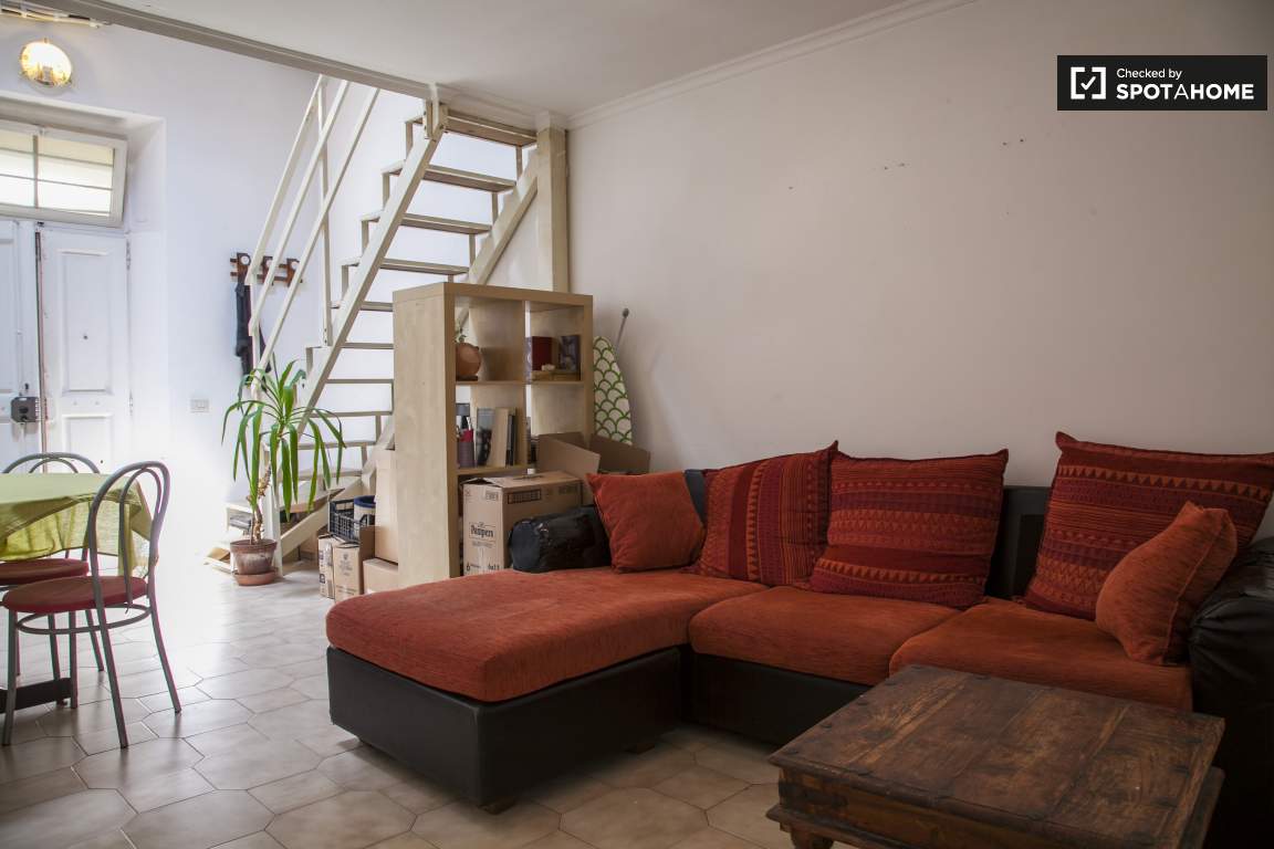 Spacious 2 Bedroom Apartment For Rent In San Lorenzo Rome Ref