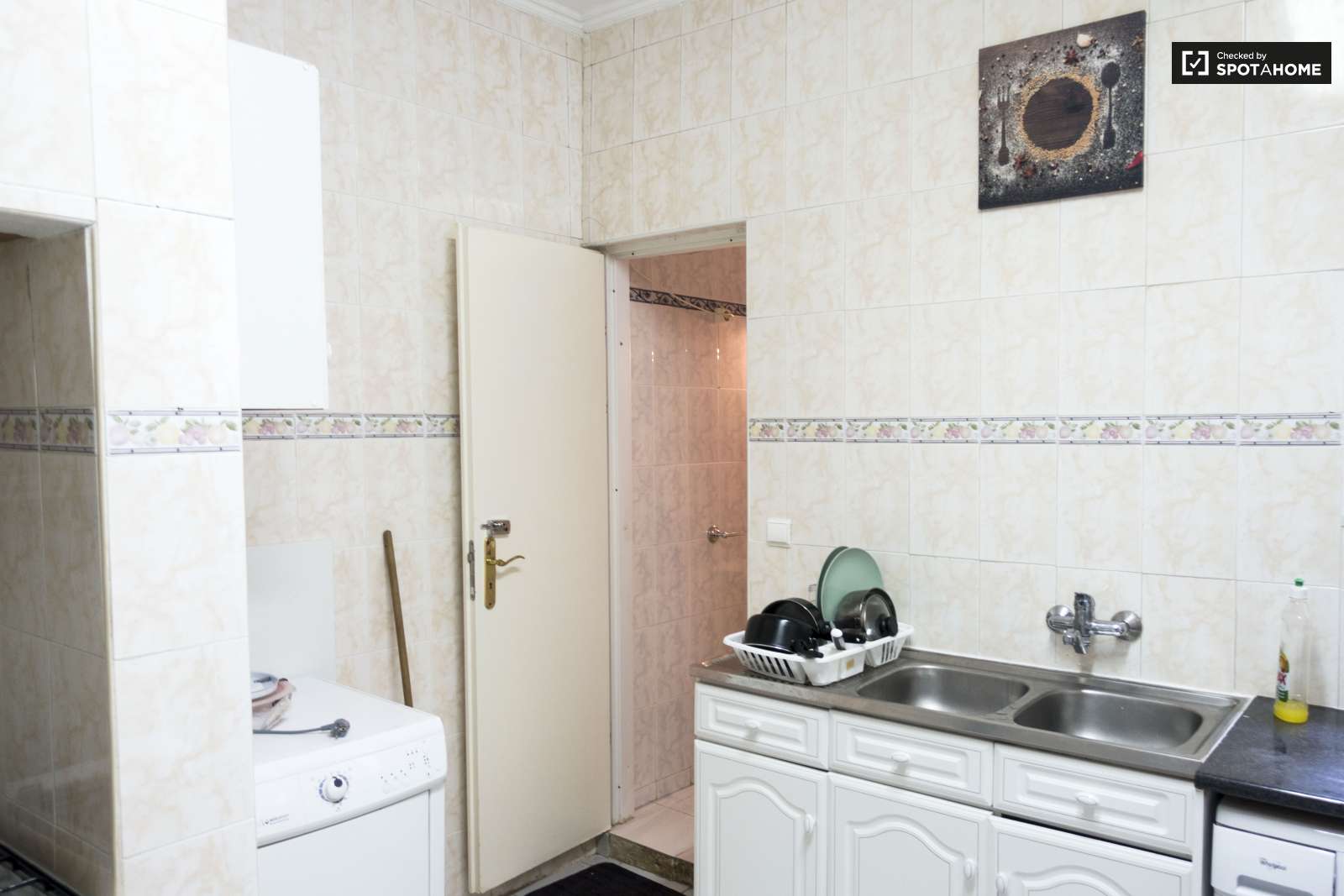 Hermoso lugares en alverca todo a la mano centro comerciales a los lados d la casa centro d salid combos autocares mercados par