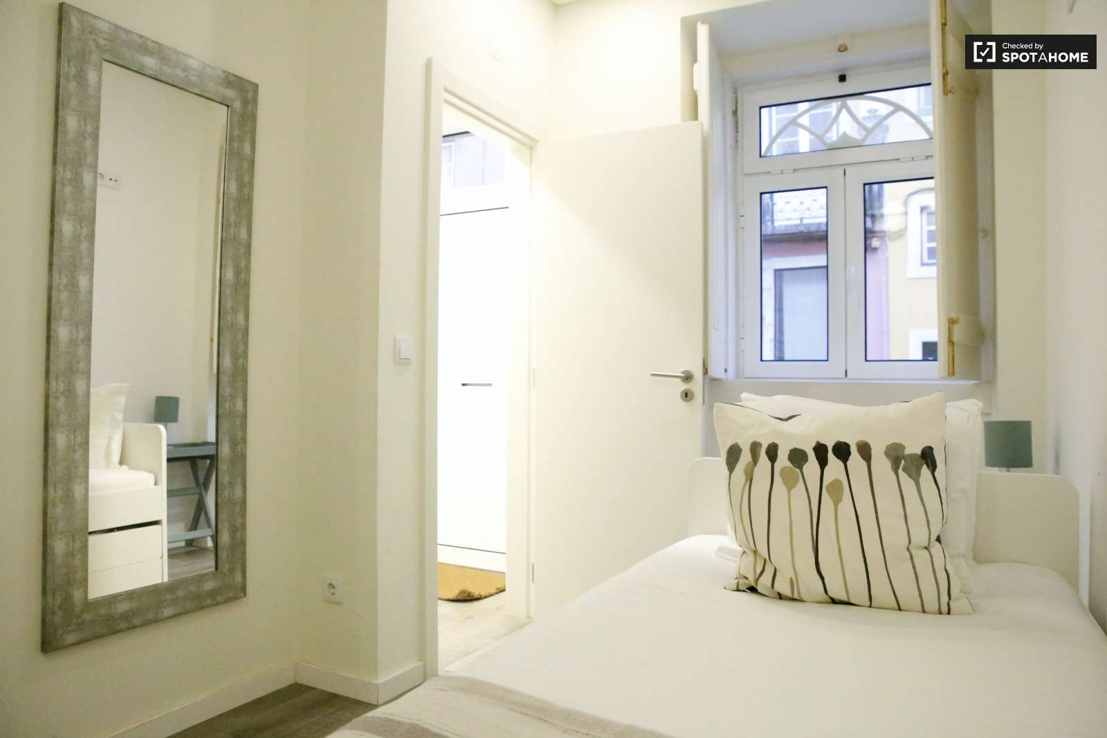 2-bedroom apartment for rent in Principe Real