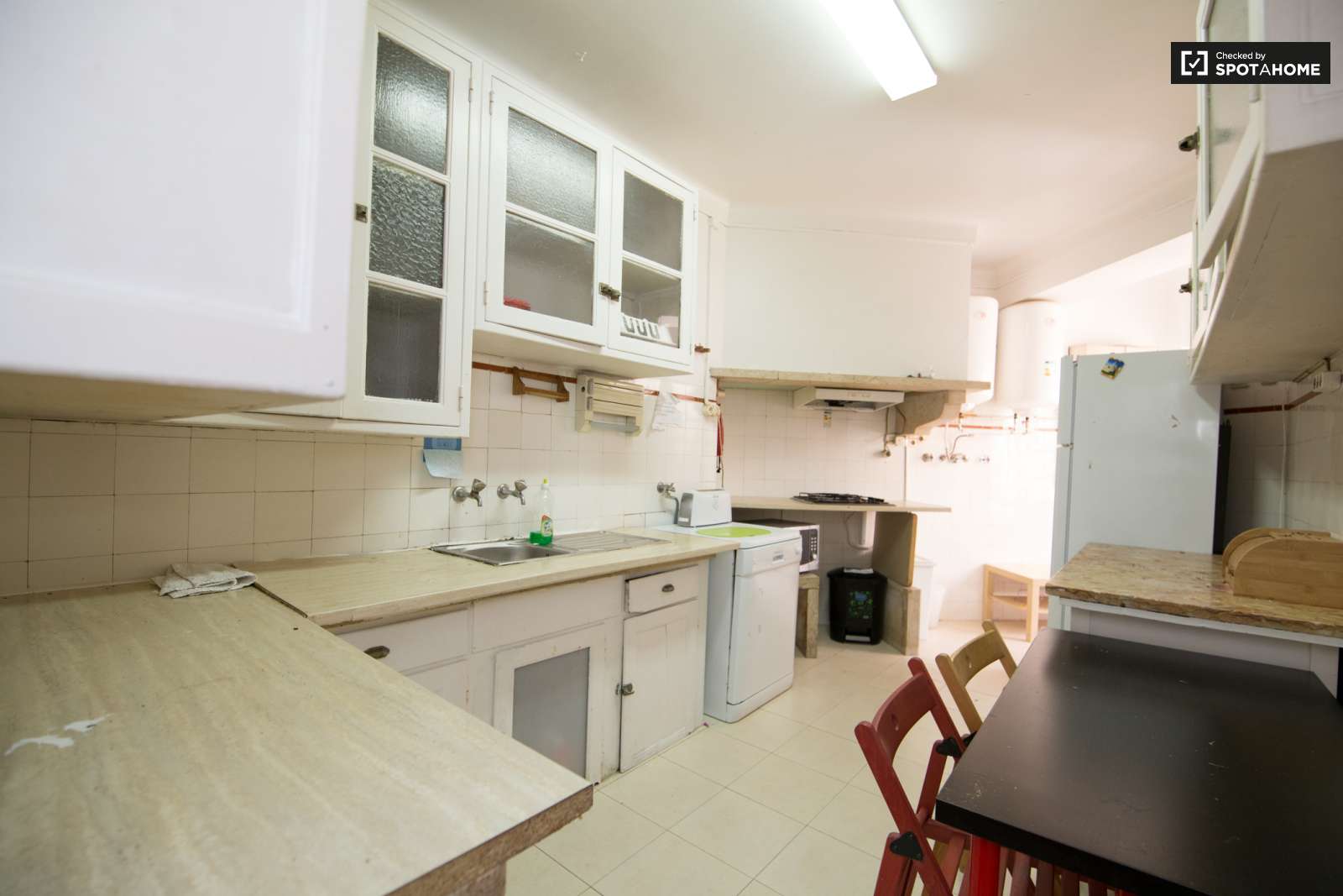 Fantastico Quarto Com Vista Sobre o Tejo e Ponte 25 Abril