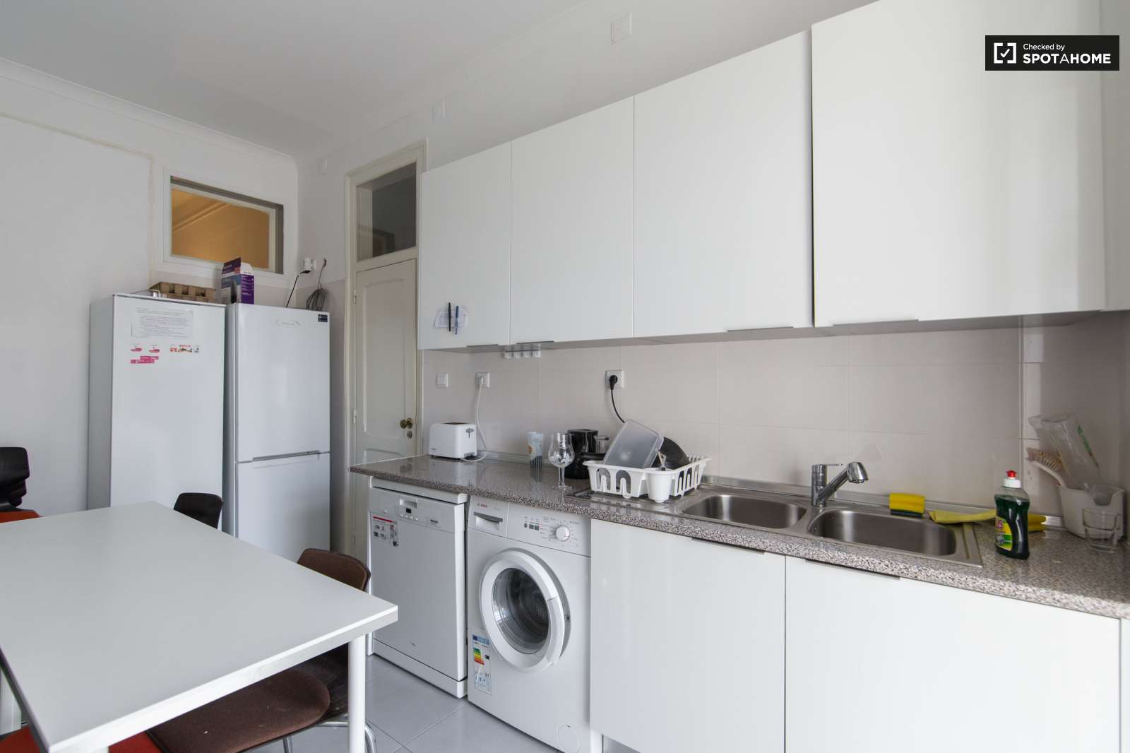 Cama individual en habitación de 4 personas