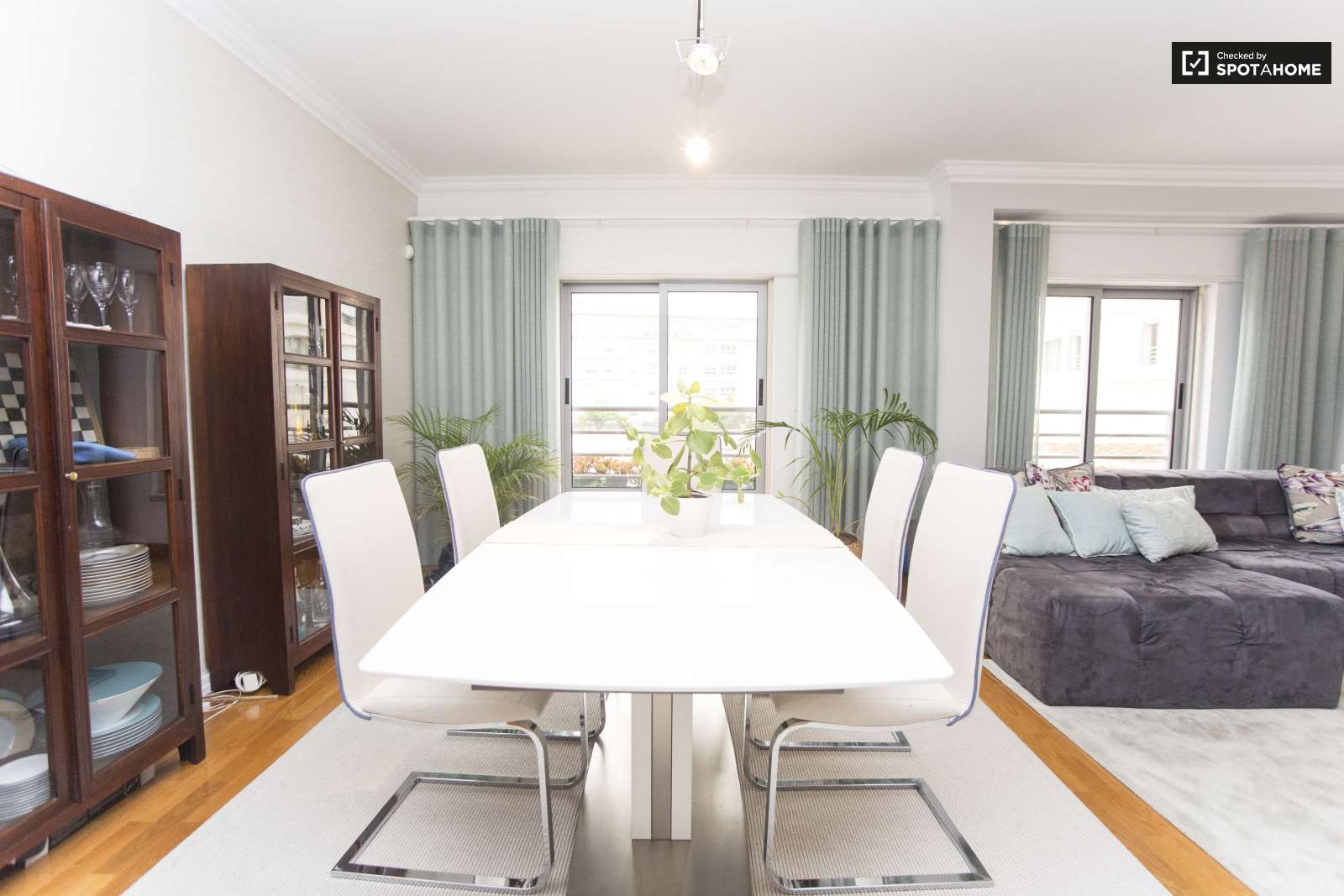 Gorgeous 3-bedroom apartment for rent in Lumiar