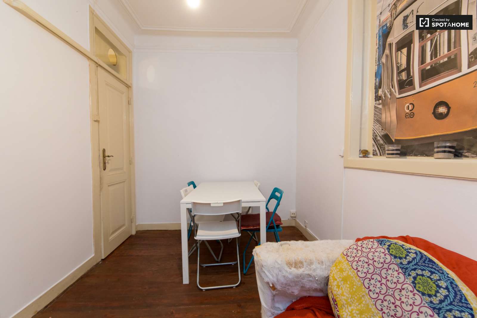 Single Room 10 min Lisbon City Center!