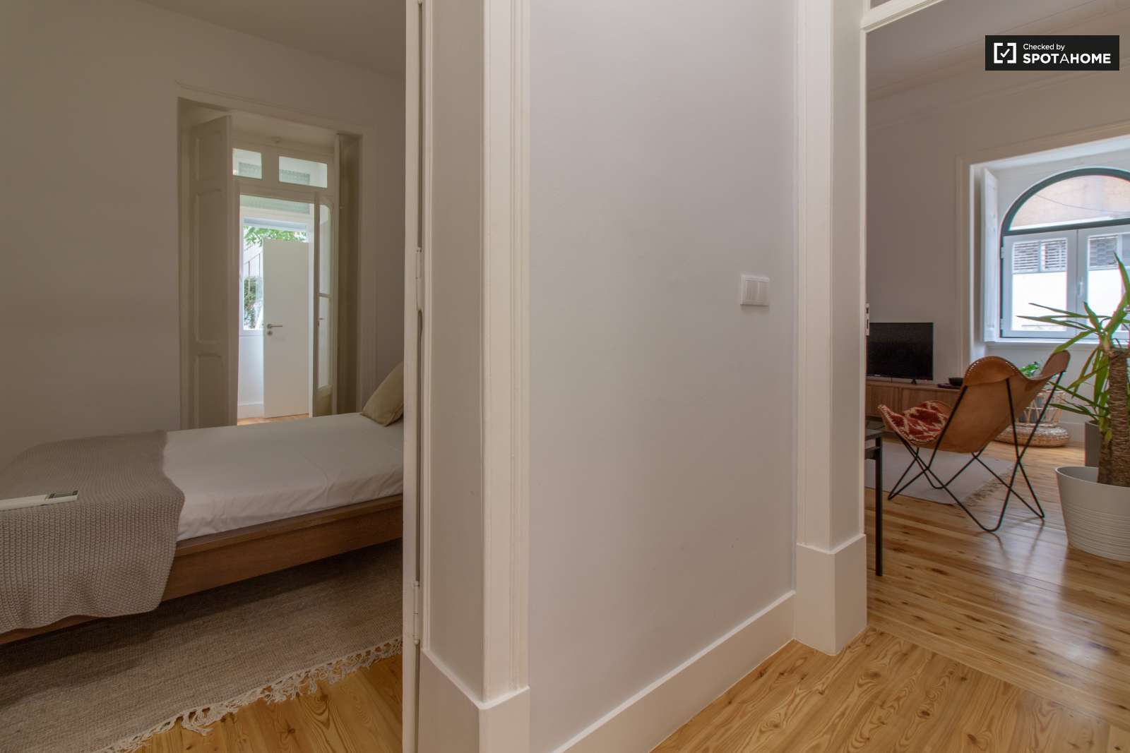 2-bedroom apartment for rent in Arroios