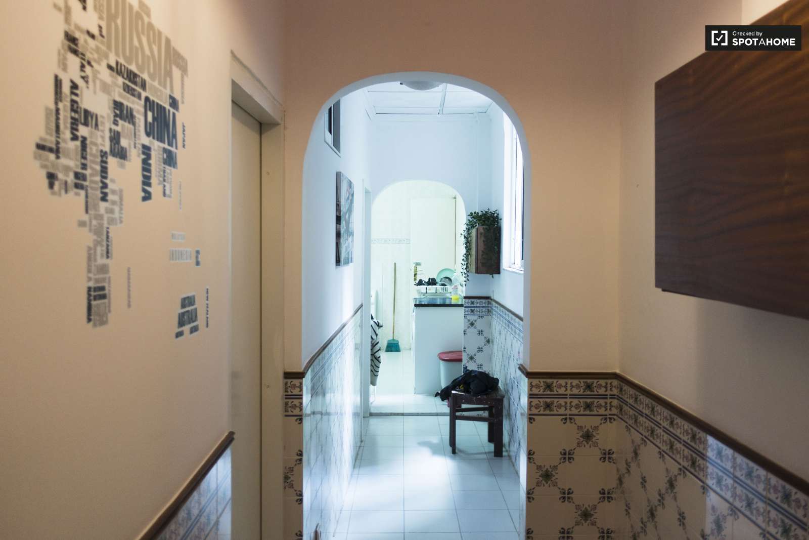 Hermoso lugares en alverca todo a la mano centro comerciales a los lados d la casa centro d salid combos autocares mercados par