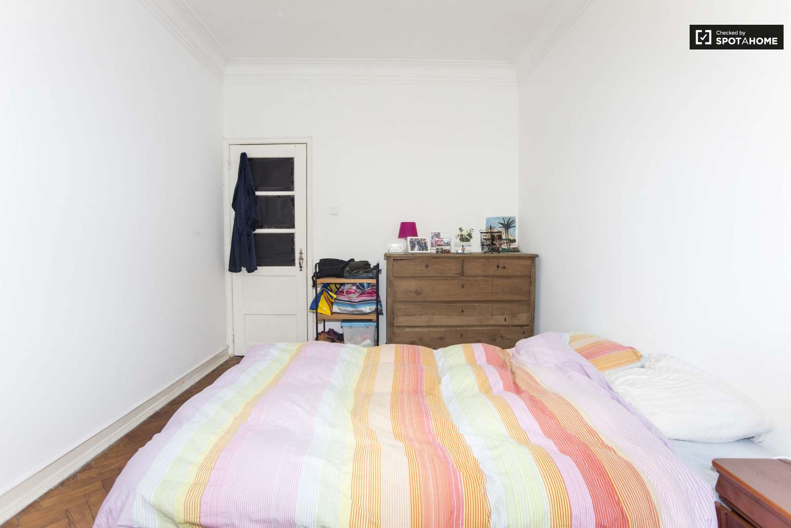 Large and Sunny Apartment For Rent in Rio de Mouro Near Lisbon