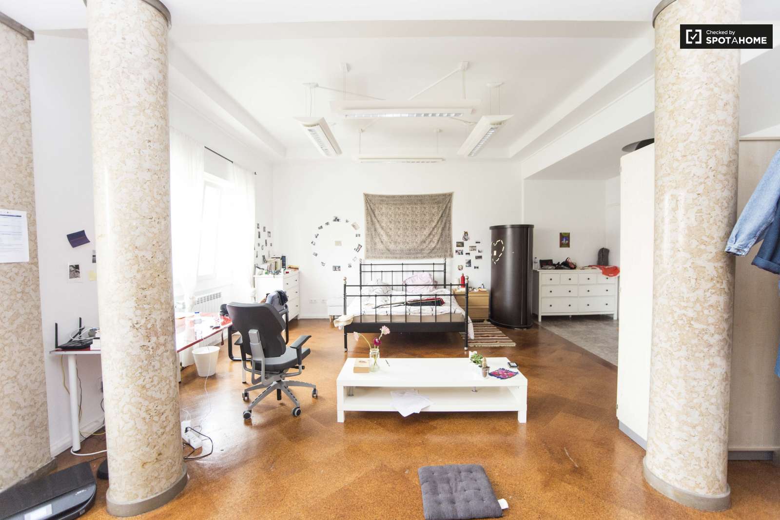 double room next LARANJEIRO METRO, ALMADA, LISBON