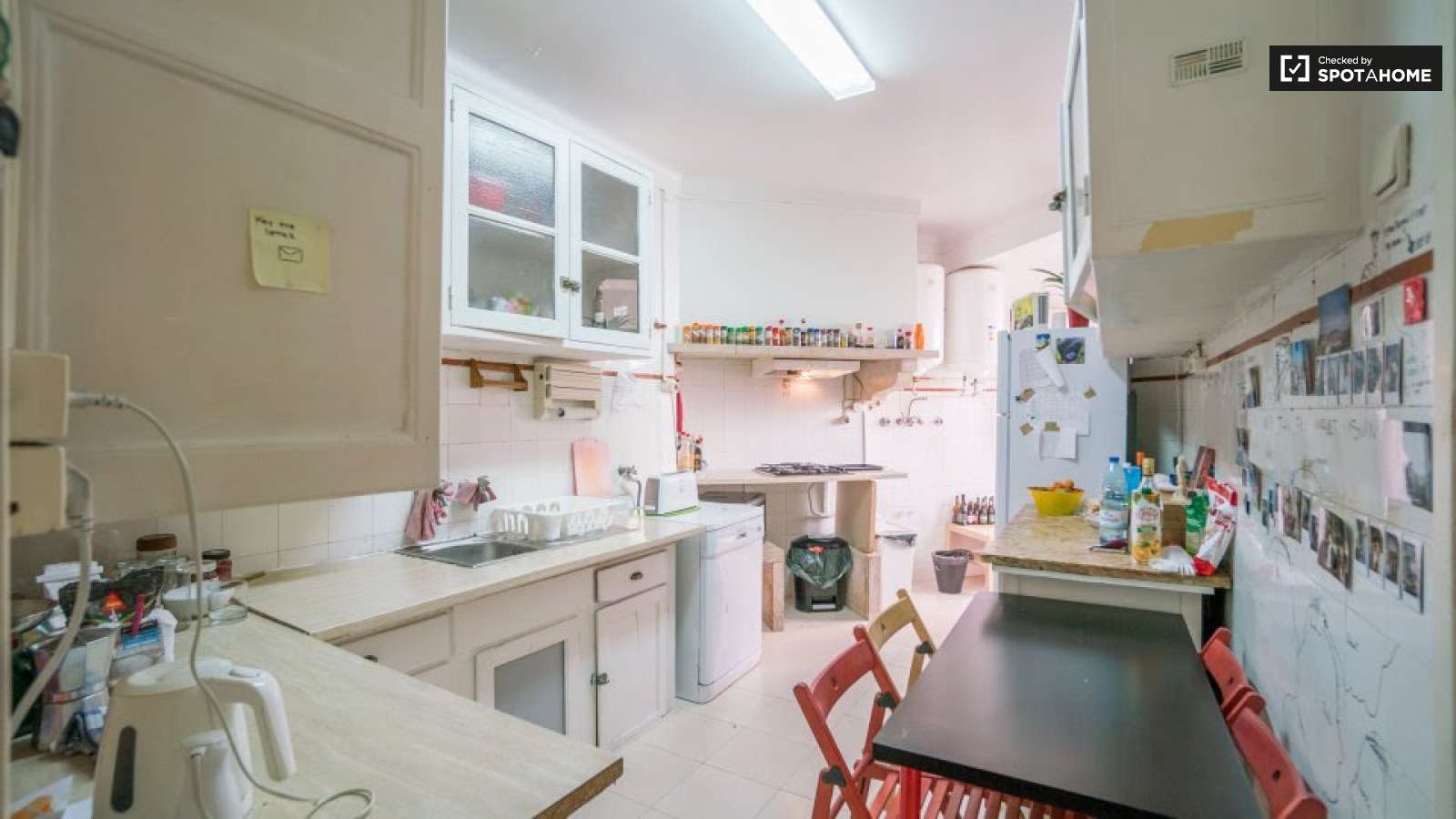 Fantastico Quarto Com Vista Sobre o Tejo e Ponte 25 Abril