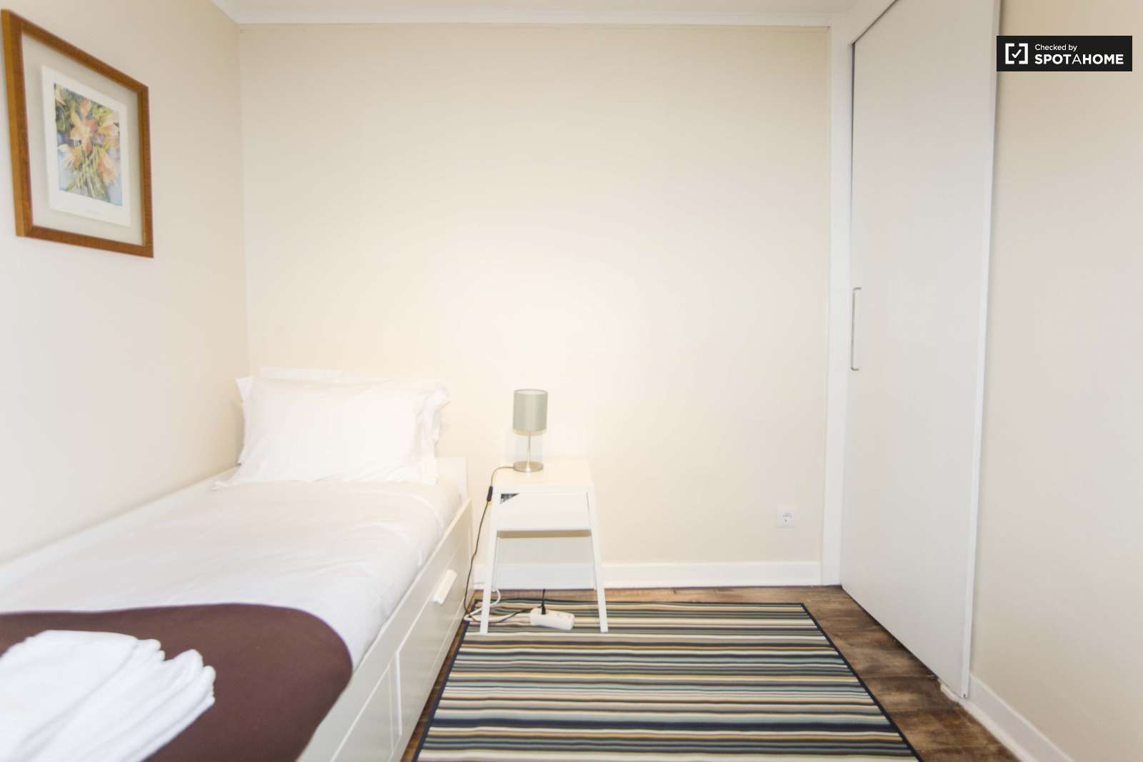 Bright 2-bedroom apartment for rent in Arroios, Lisbon