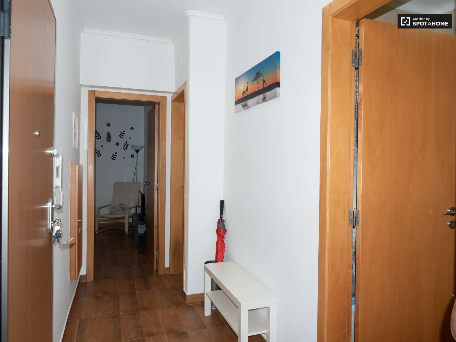 Stylish 1-bedroom apartment for rent in Lumiar
