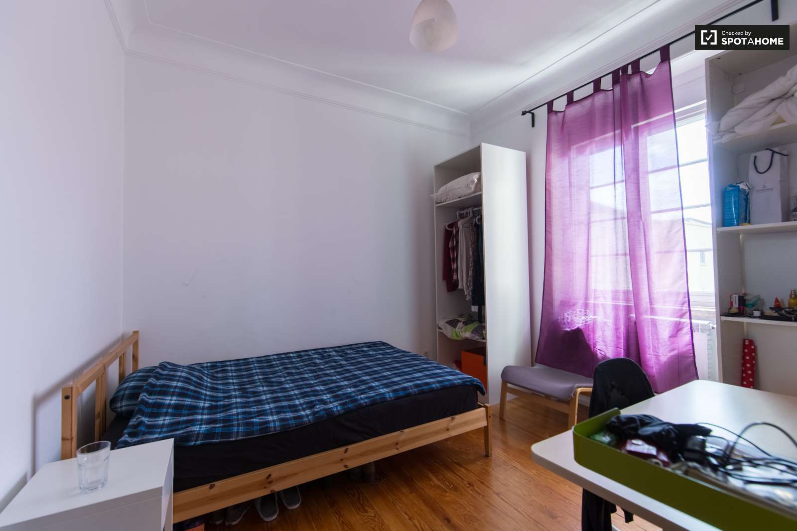 Apartamento com 2 quartos perto de Santa Apolónia